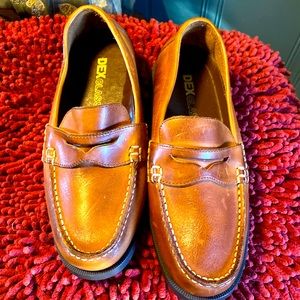 DEX CLASSIC (NWOB) Leather Loafers-Size 7 (double wide)